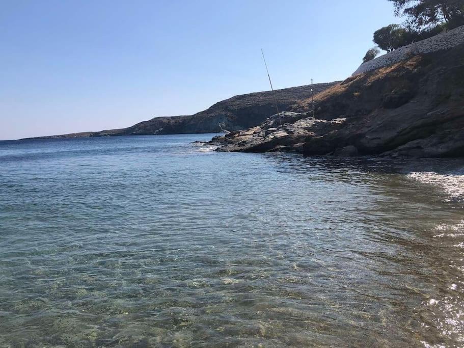 فيلا Κυθνος Δρυοπίδα, Στούντιο Χατζής Dhriopís المظهر الخارجي الصورة